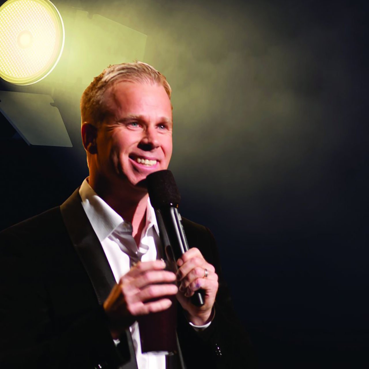 Gerry Dee: Alone. On A Stage.